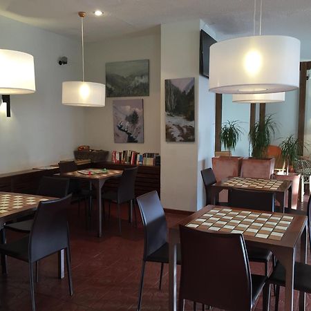 Hotel Edelweiss Candanchu Bagian luar foto