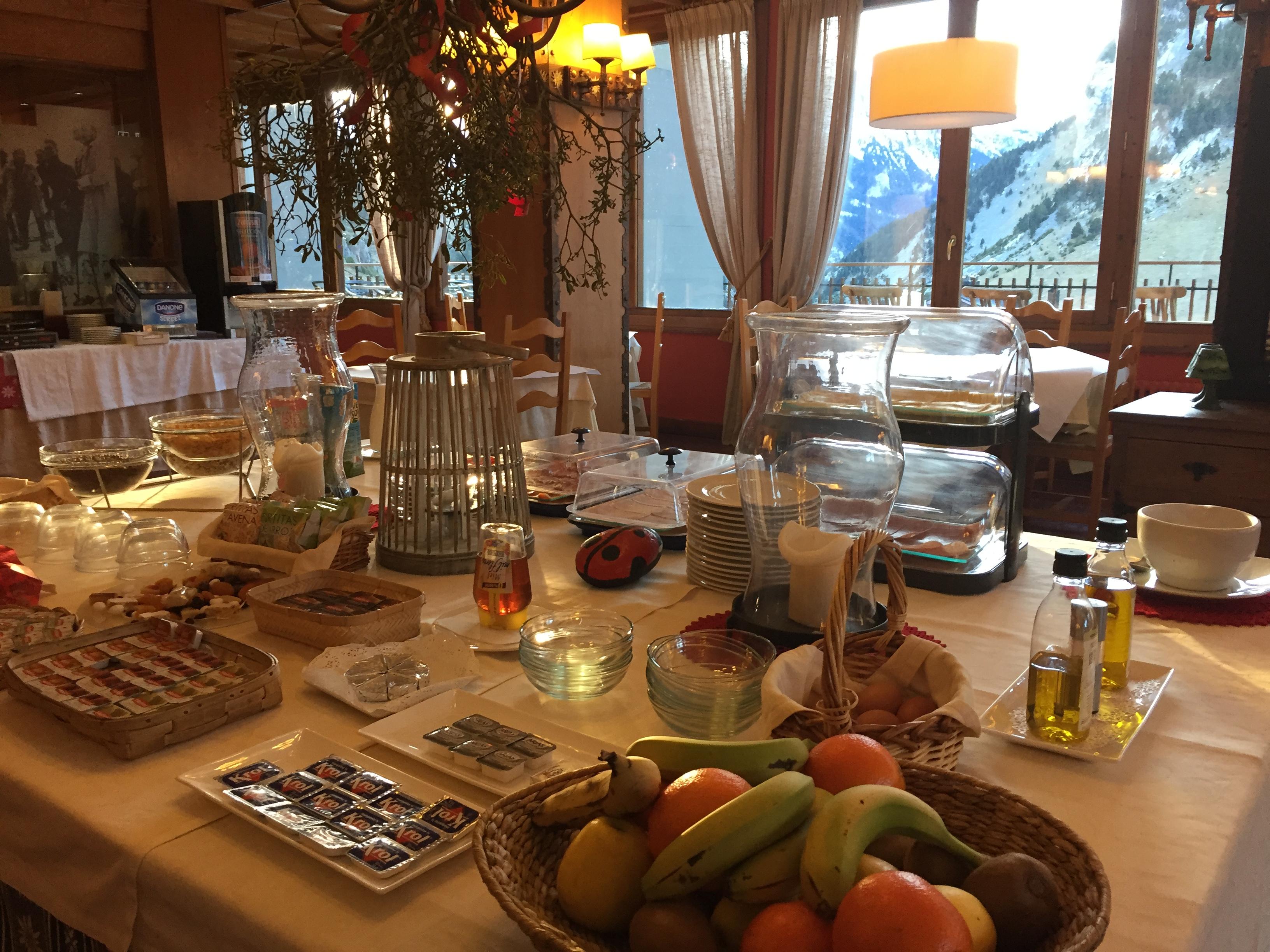 Hotel Edelweiss Candanchu Bagian luar foto