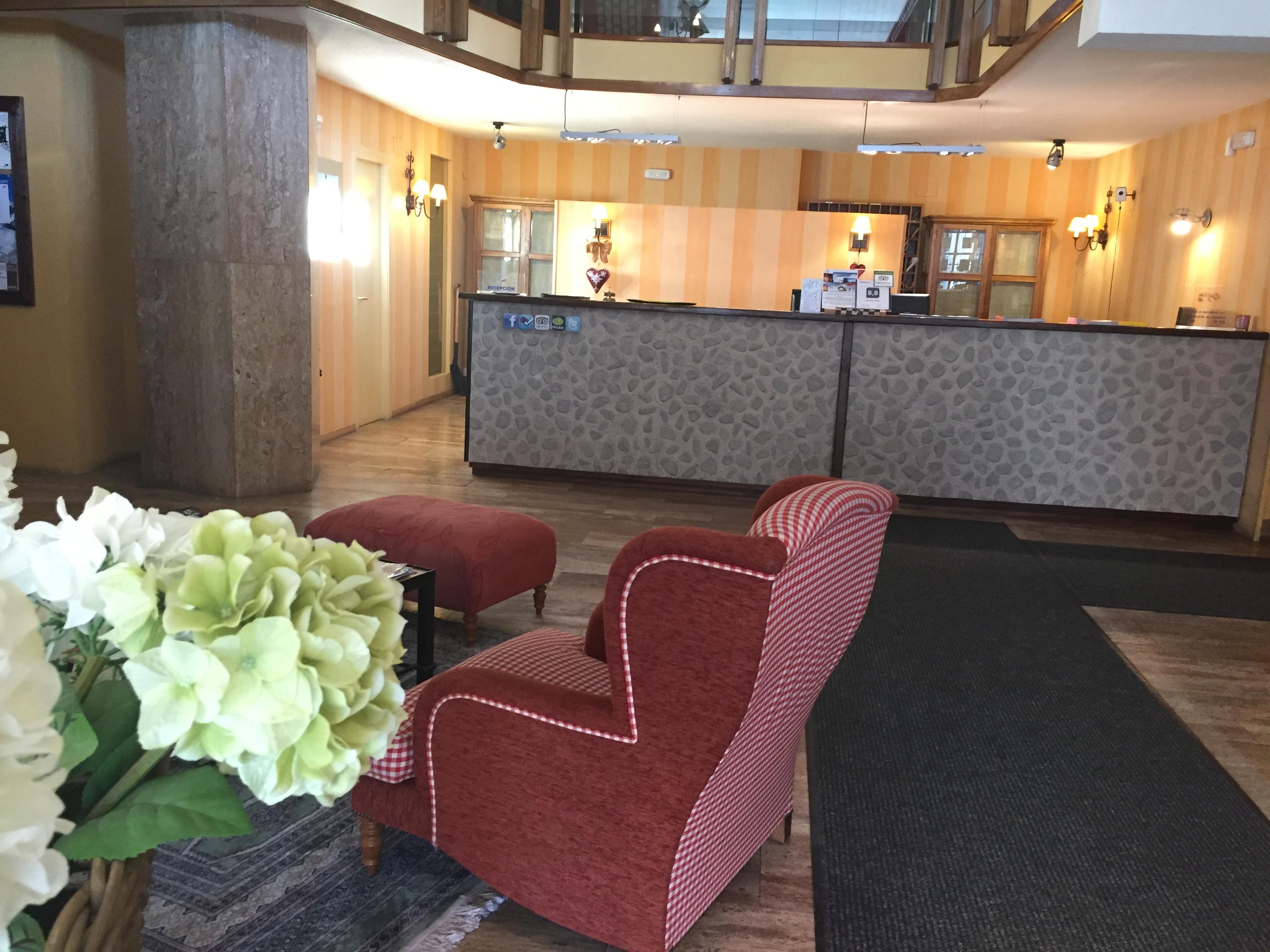 Hotel Edelweiss Candanchu Bagian luar foto